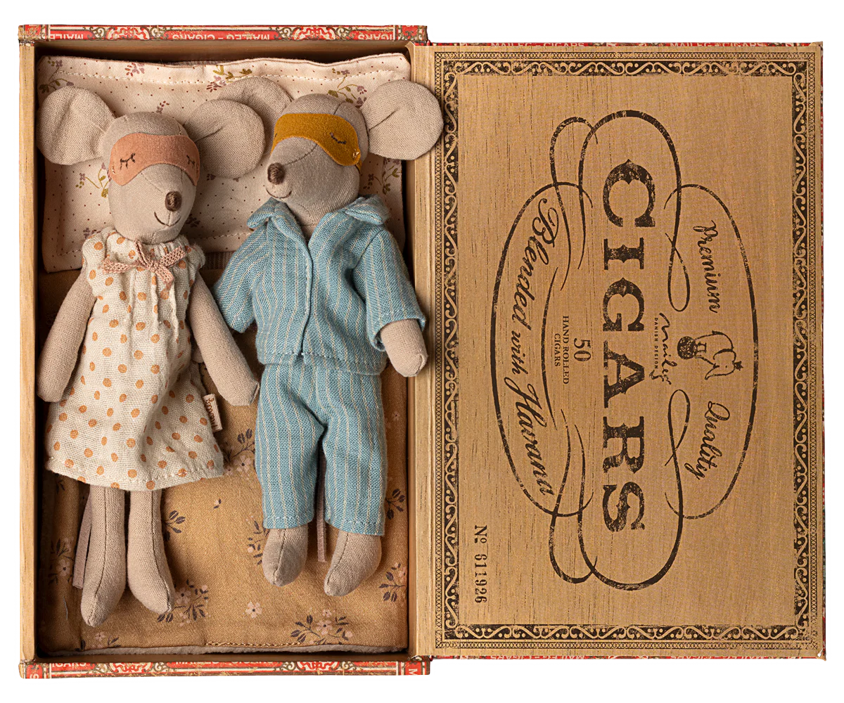 Maileg Mum & Dad Mouse In Cigar Box Play Set