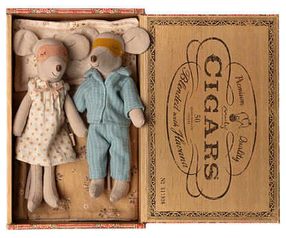 Maileg Mum & Dad Mouse In Cigar Box Play Set