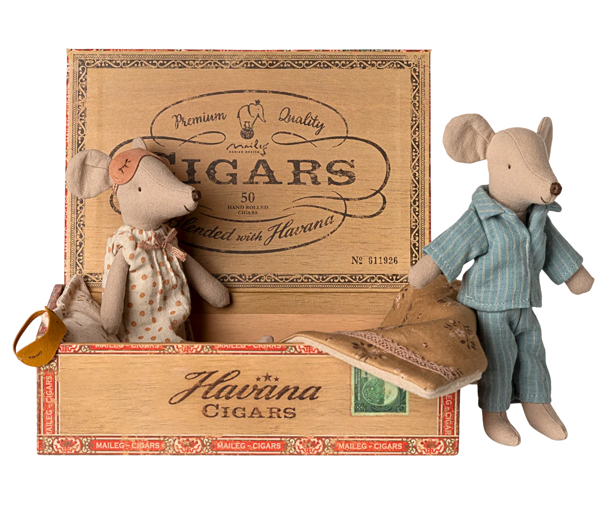 Maileg Mum & Dad Mouse In Cigar Box Play Set