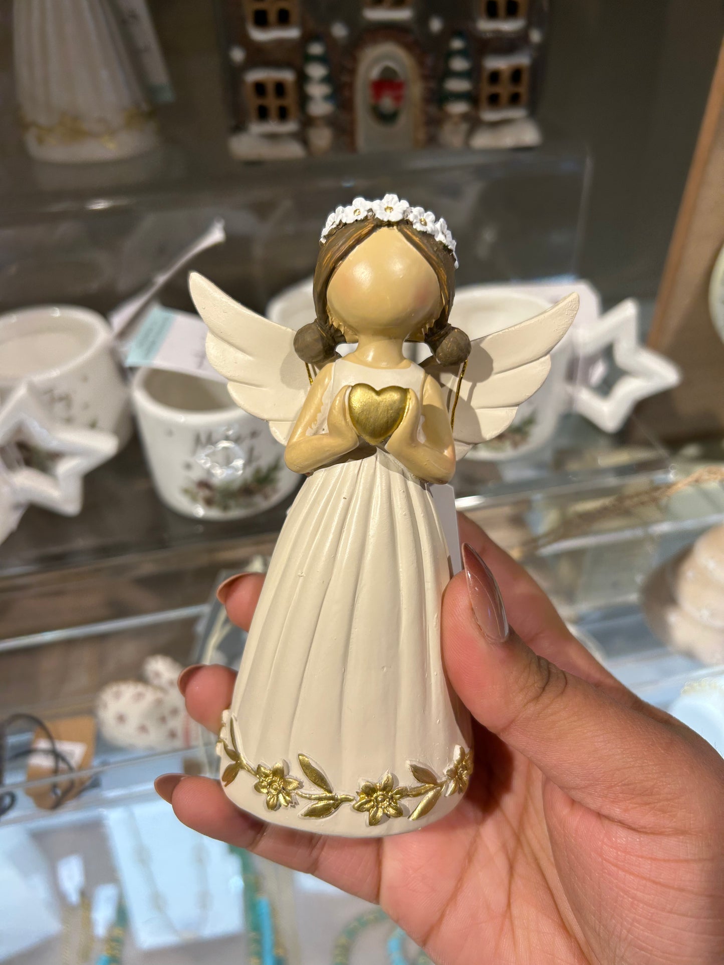 Christmas Angel With Gold Heart & Gold Accents
