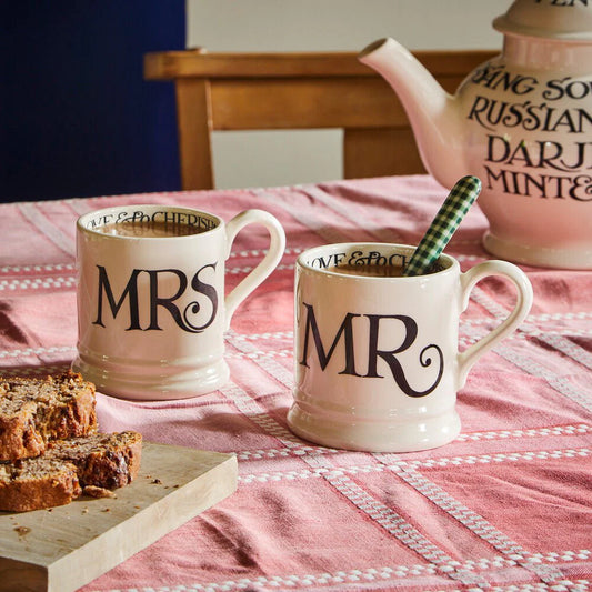 Emma Bridgewater Black Toast 'Mr & Mrs' Set of 2 1/2 Pint Mugs Boxed